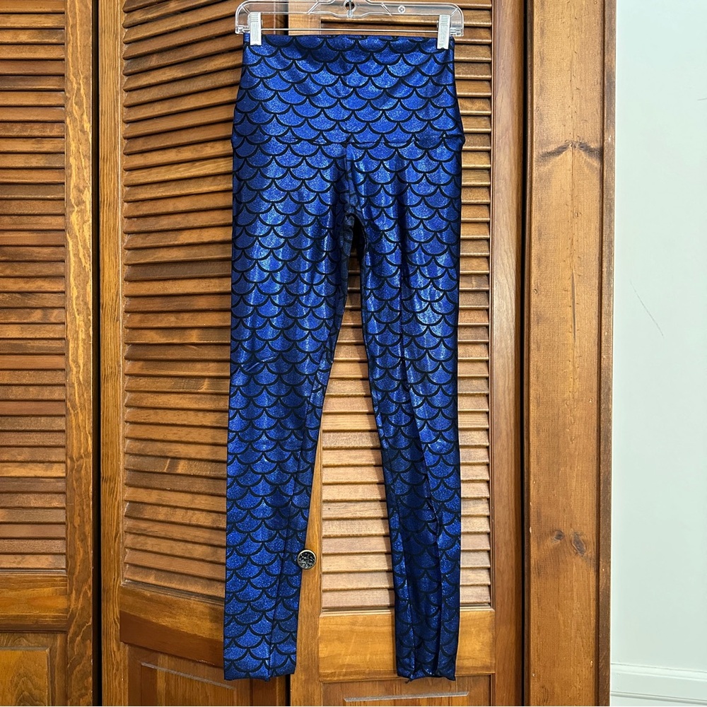 EUC Emily Hsu Designs metallic sapphire blue mermaid full-length yoga leggings L
